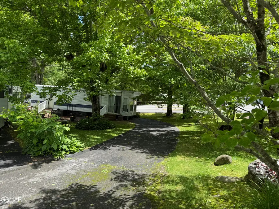 4229 E Parkway #10, Gatlinburg, TN 37738 - #2