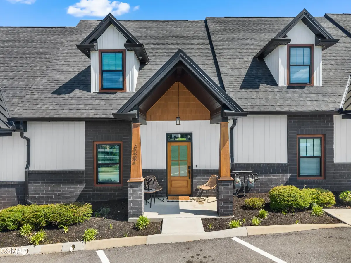 422 Fleeta Williams Way, Sevierville, TN 37862 - #1