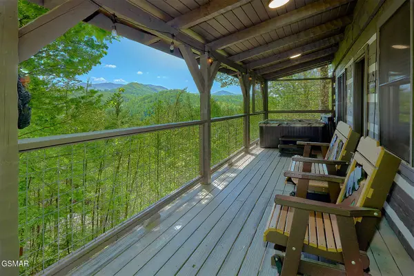 461 Sassafras Trail, Sevierville, TN 37876