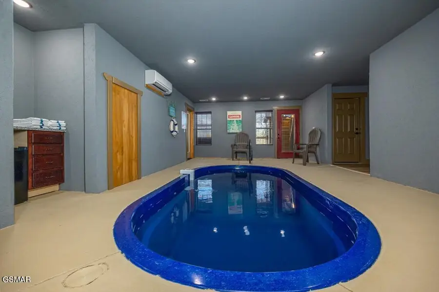 906 Whittlers Way, Gatlinburg, TN 37738 - #2