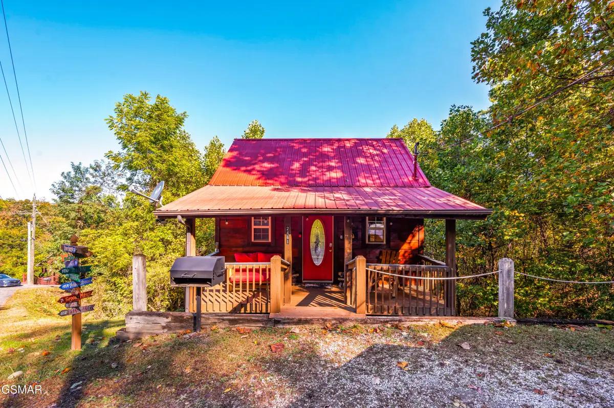 2461 Shady Creek Way, Sevierville, TN 37862 - #1