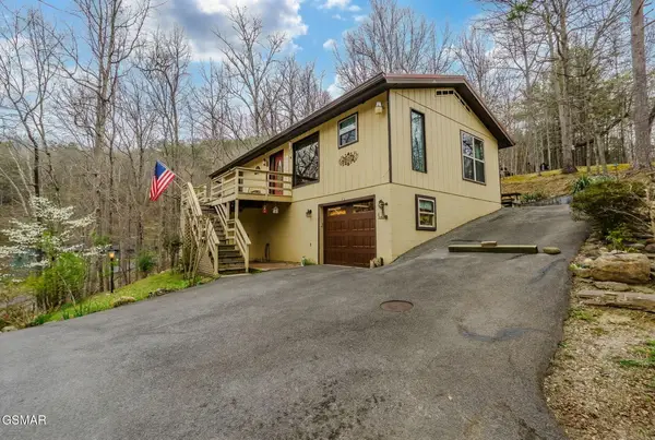 2931 Mountain Boulevard, Sevierville, TN 37876