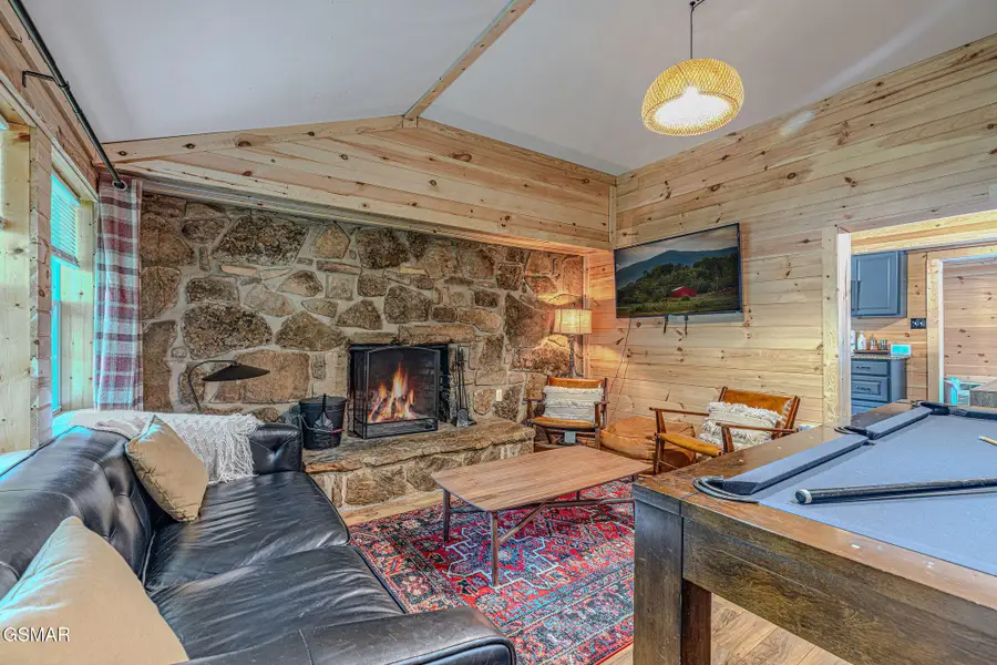 609 Cartertown Road, Gatlinburg, TN 37738 - #2