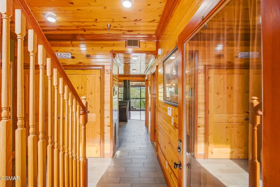 460 Big Bear Way, Pigeon Forge, TN 37863 - #3