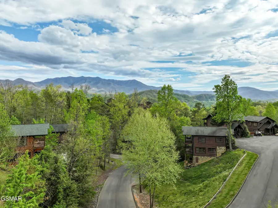 714 Mountain Stream Way #17, Gatlinburg, TN 37738 - #3