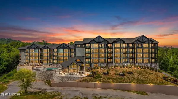 855 Campbell Lead Road #305, Gatlinburg, TN 37738