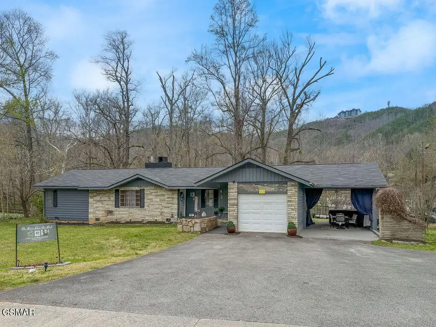 1203 Foxwood Drive, Sevierville, TN 37862 - #2