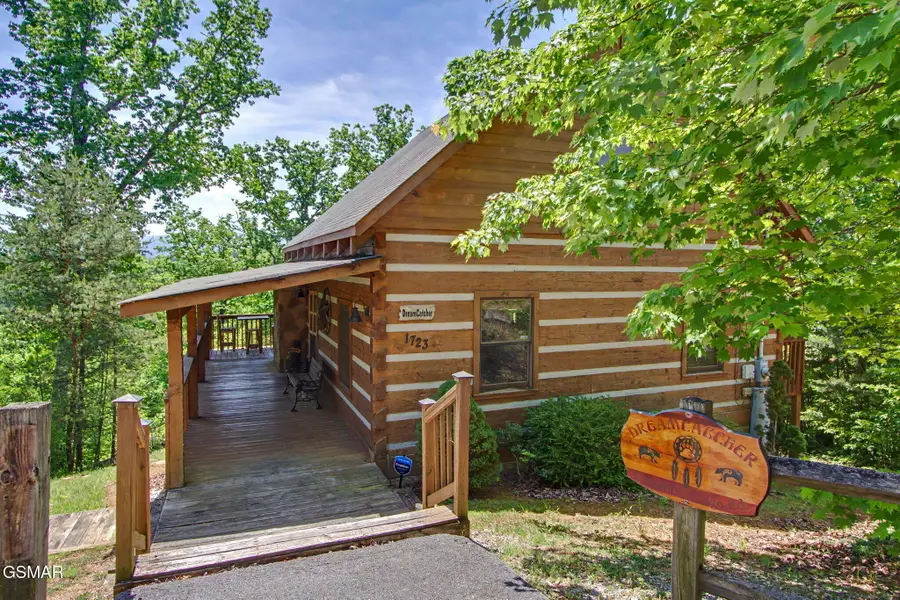 1723 Bluff Ridge Road, Sevierville, TN 37876 - #3