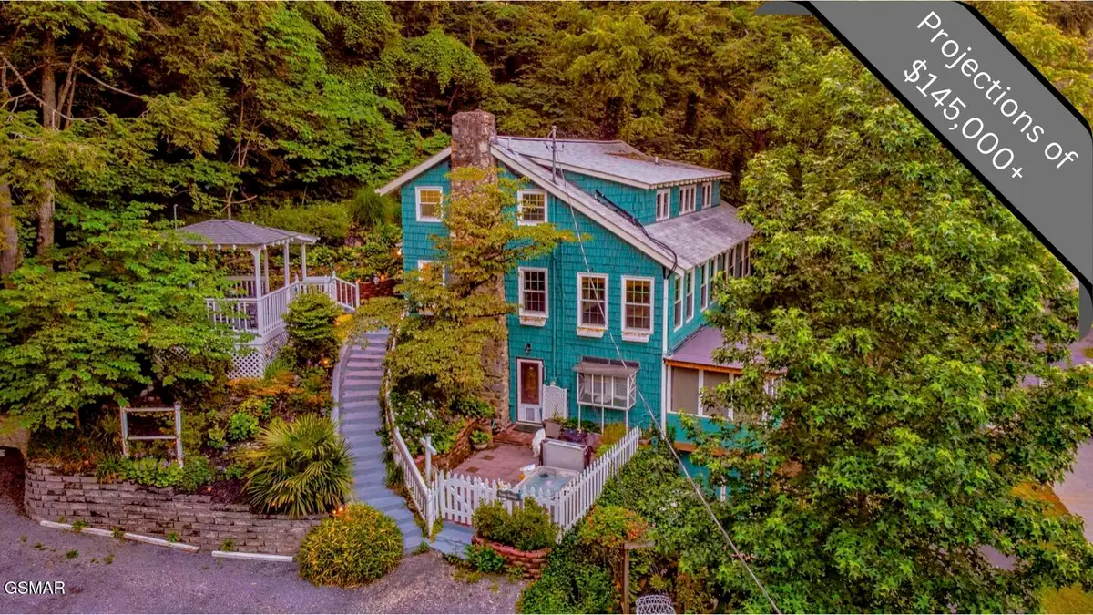 204 Hill Street, Gatlinburg, TN 37738 - #1