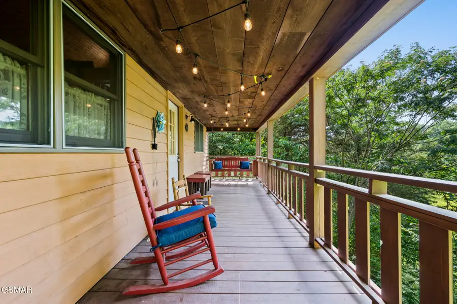 601 Whites School Road, Sevierville, TN 37876 - #3