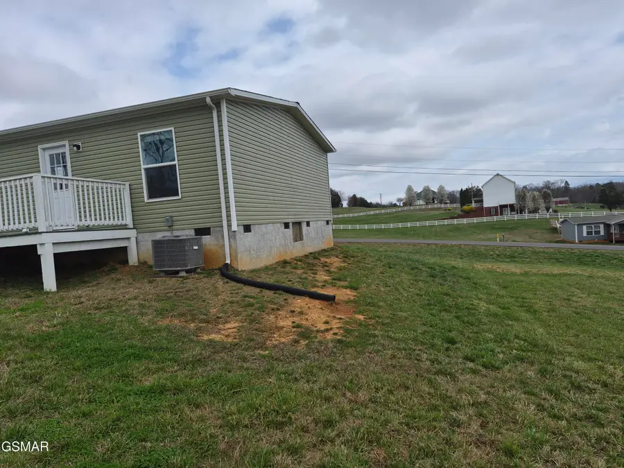 310 Bungalow Drive, Dandridge, TN 37725 - #3