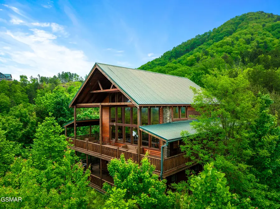 4160 High Ridge Way, Sevierville, TN 37862 - #2