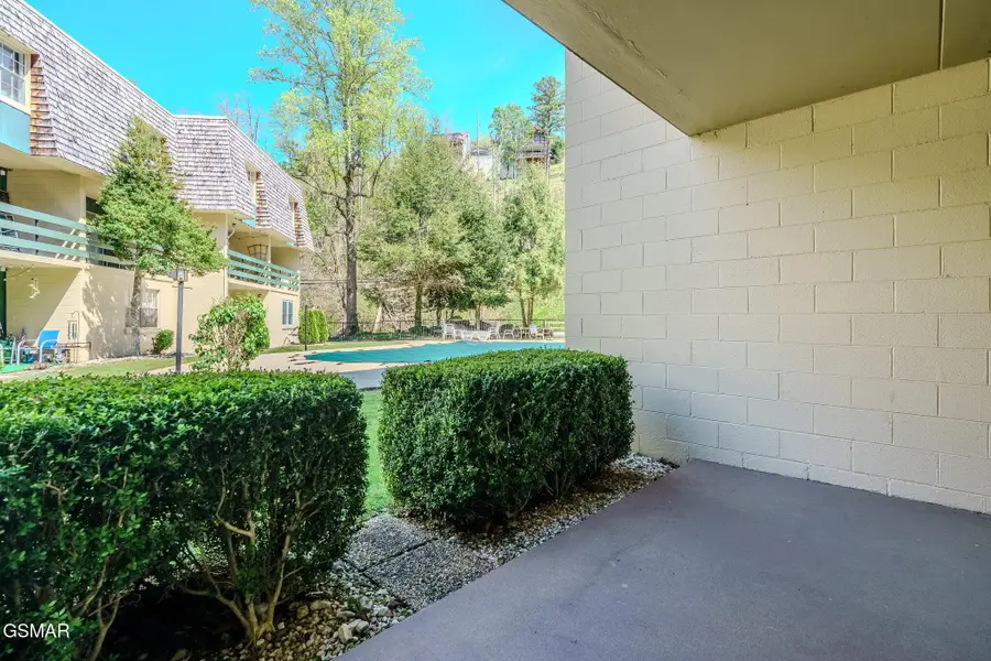 260 Roaring Fork Road #APT 106, Gatlinburg, TN 37738 - #2