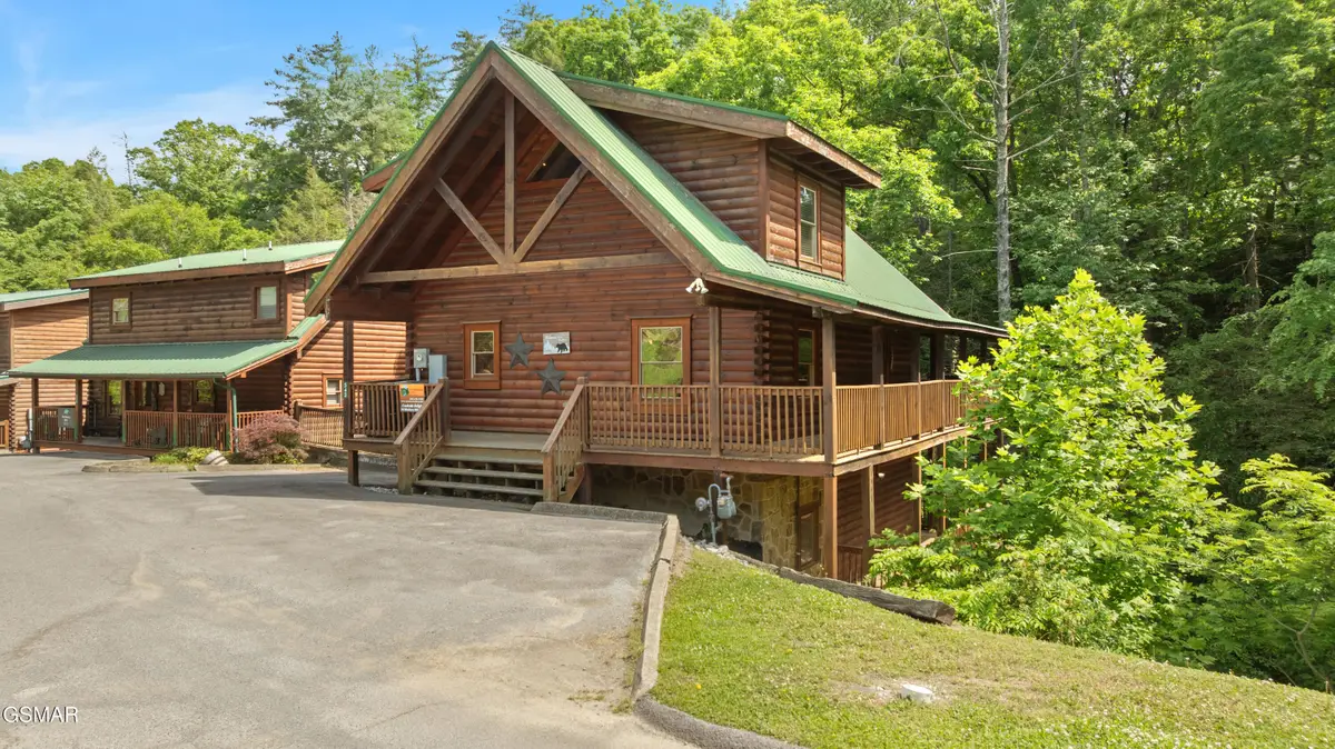 543 Blackberry Ridge Way, Pigeon Forge, TN 37863 - #1