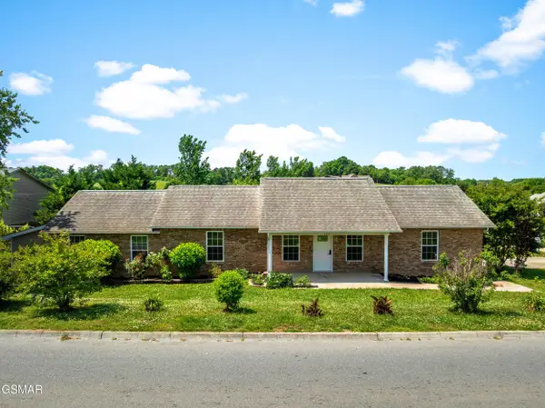 1503 Cloverdale Court, Sevierville, TN 37862