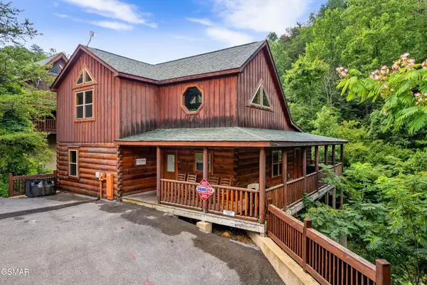 1924 Bear Creek Falls Way Way, Sevierville, TN 37876