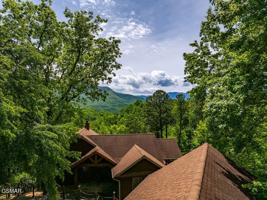 967 Scenic Trail, Gatlinburg, TN 37738 - #2
