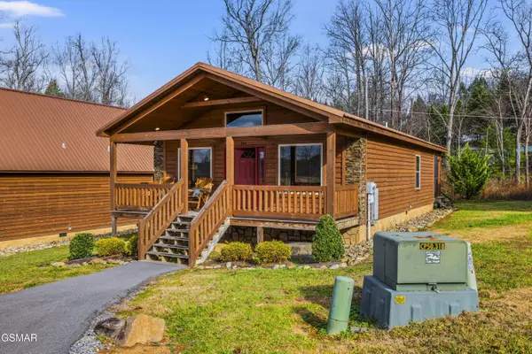 244 Forrest Loop Way, Gatlinburg, TN 37738