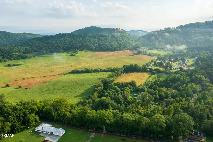 3435 Valley View, Sevierville, TN 37862 - #2