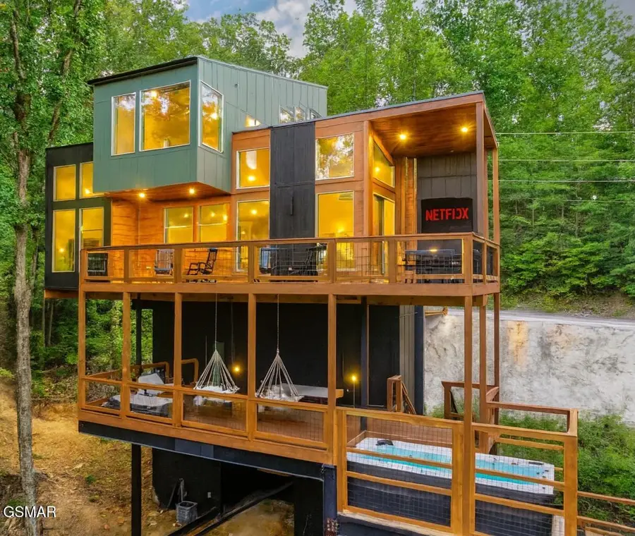 803 Big Bear Ridge Road, Gatlinburg, TN 37738 - #2