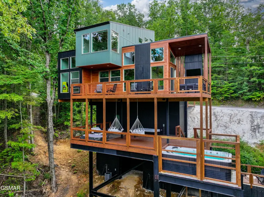 803 Big Bear Ridge Road, Gatlinburg, TN 37738 - #3
