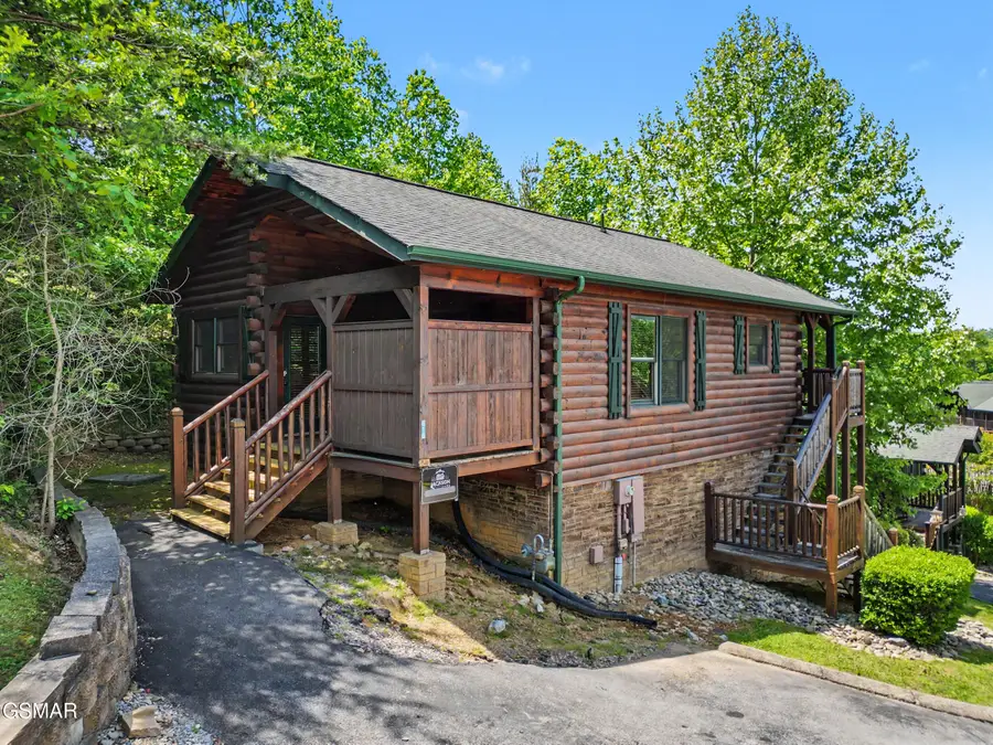 816 Spirit Loop Way, Gatlinburg, TN 37738 - #2
