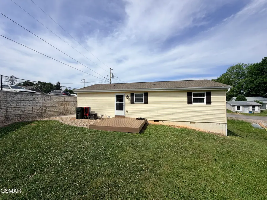 317 9th Street, Newport, TN 37821 - #3