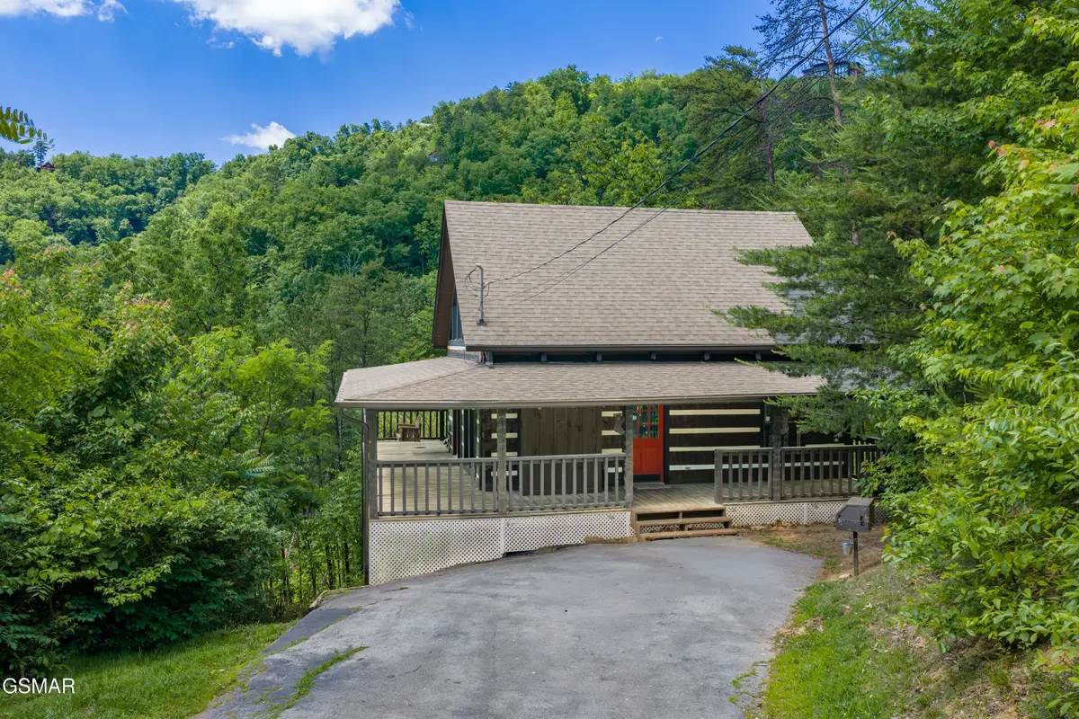 2133 Rising Fawn Way, Sevierville, TN 37876 - #1