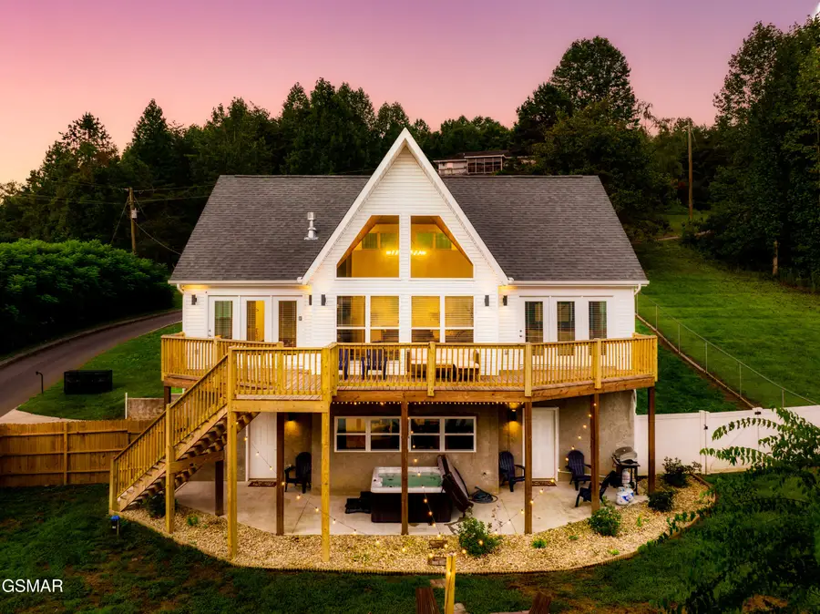 3885 Katelyns Lane, Sevierville, TN 37876 - #3