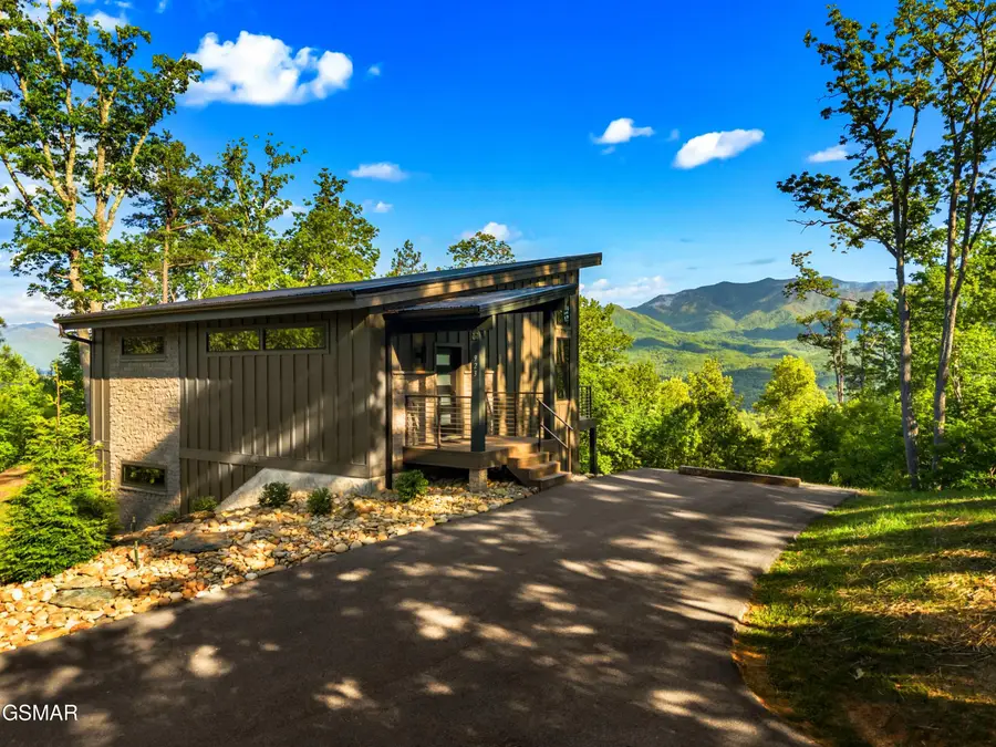 923 Smoky Court, Gatlinburg, TN 37738 - #2
