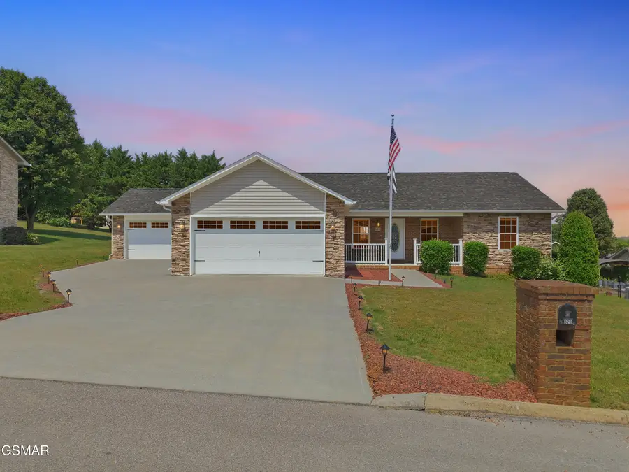 529 Hills Gate Circle, Seymour, TN 37865 - #2