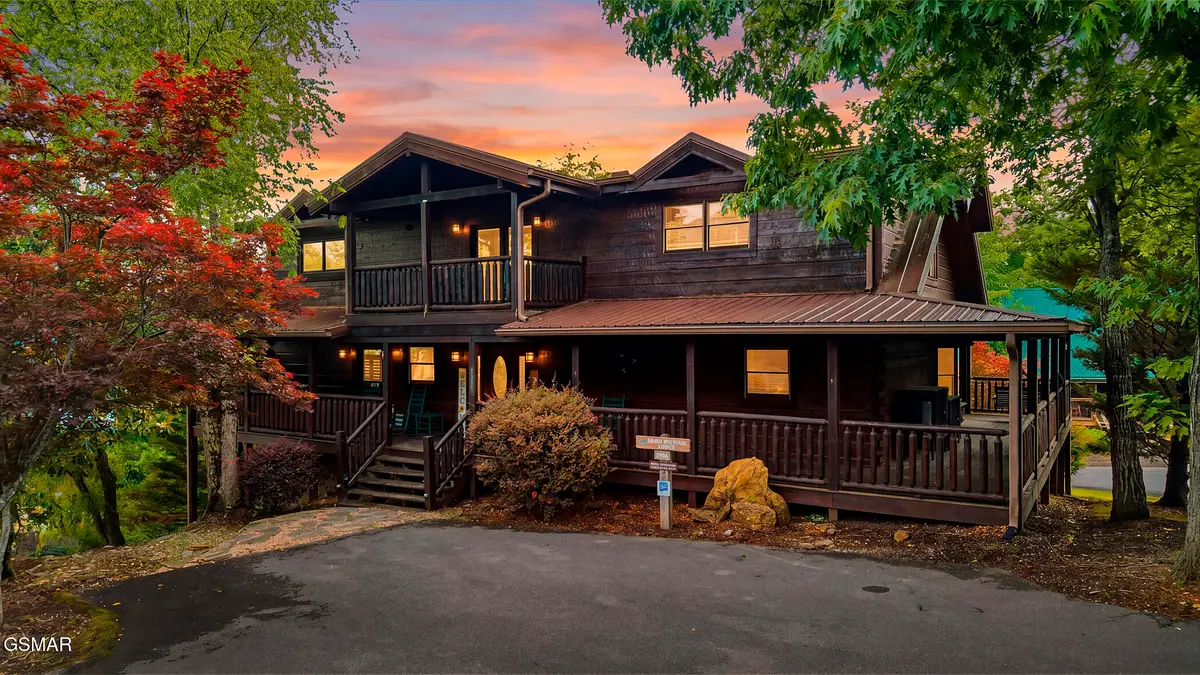 2906 Quiet Oak Way, Pigeon Forge, TN 37863 - #1