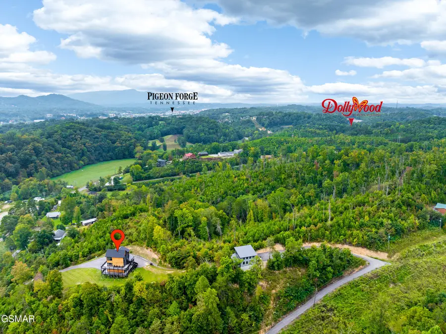1279 Upper Middle Creek Road, Sevierville, TN 37876 - #3
