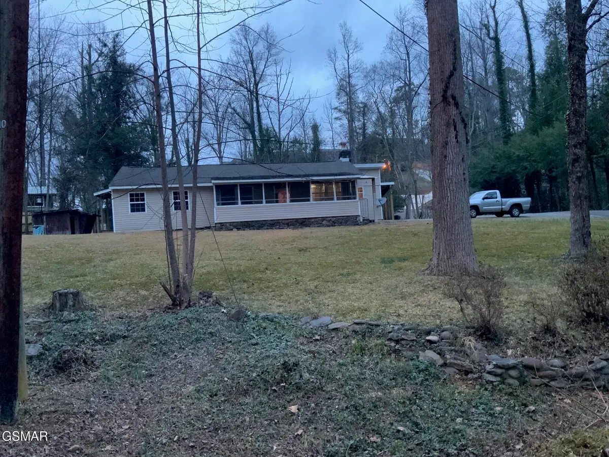 517 Laurel Avenue, Gatlinburg, TN 37738 - #1