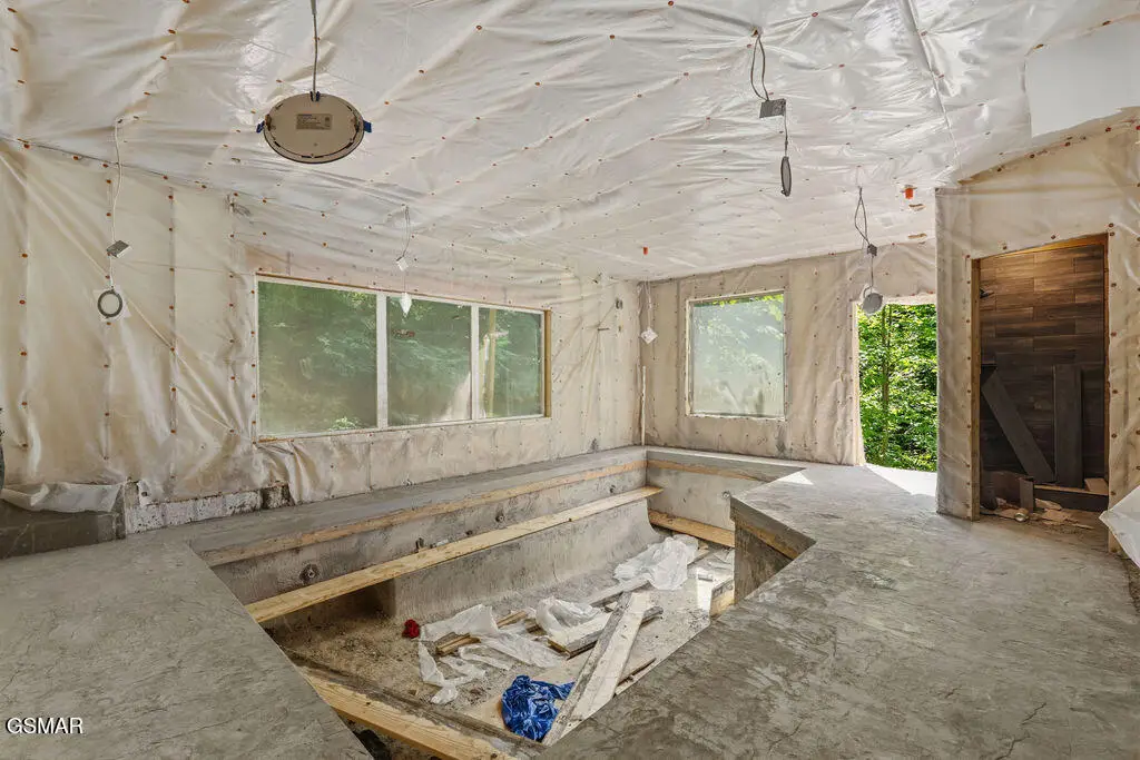 535 Forrest Springs Drive, Gatlinburg, TN 37738 - #1