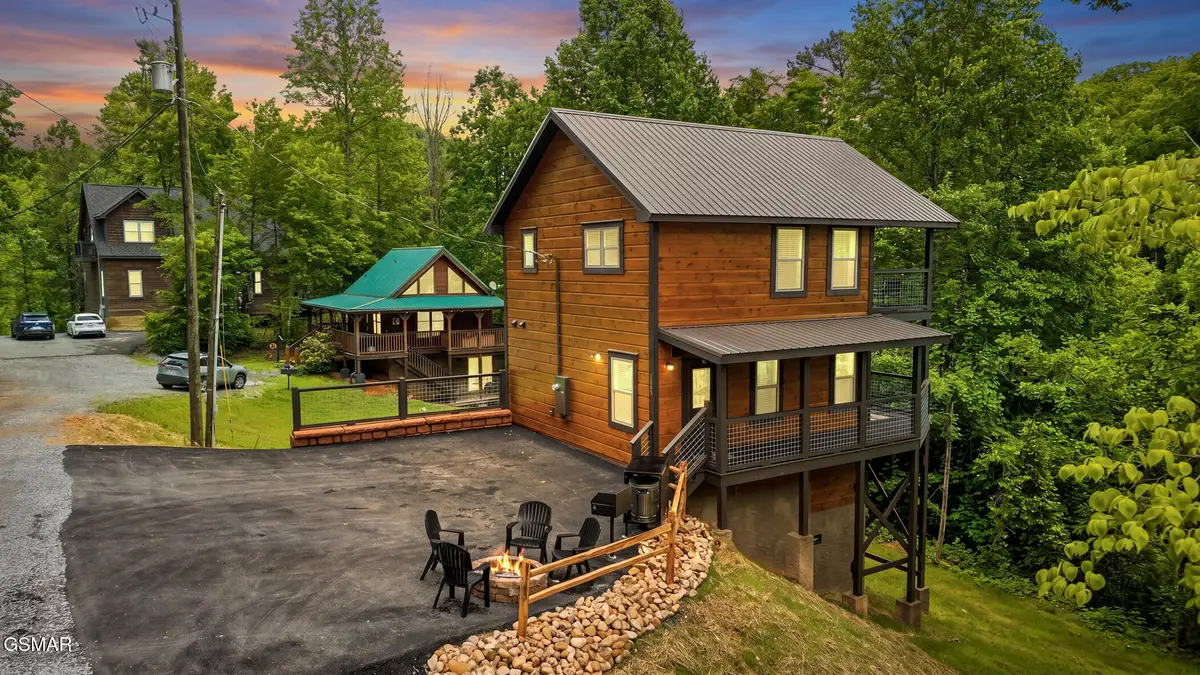 1642 Lake Drive, Gatlinburg, TN 37738 - #1