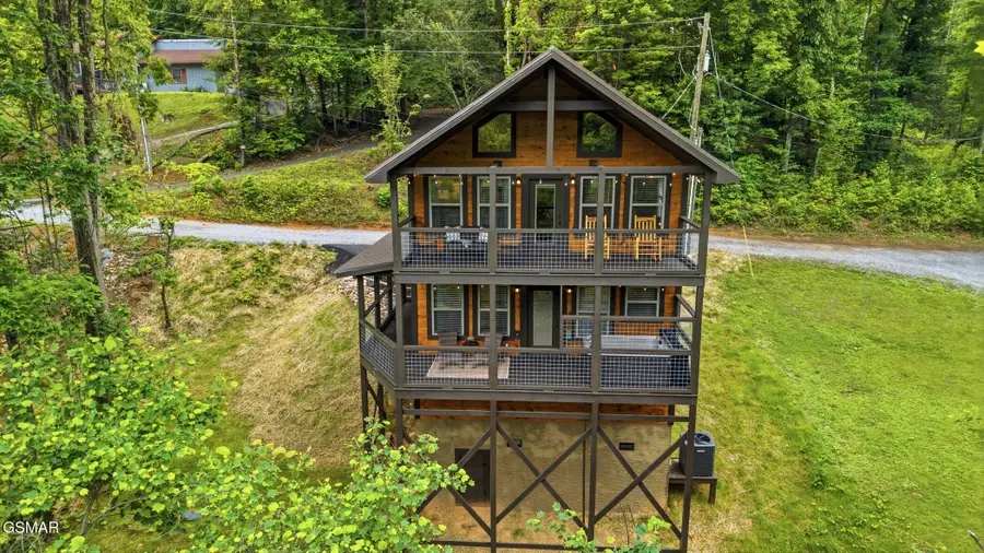 1642 Lake Drive, Gatlinburg, TN 37738 - #2