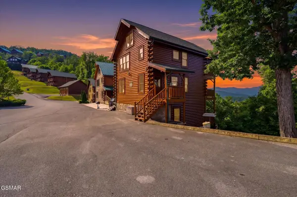 2809 White Oak Ridge Lane, Sevierville, TN 37862