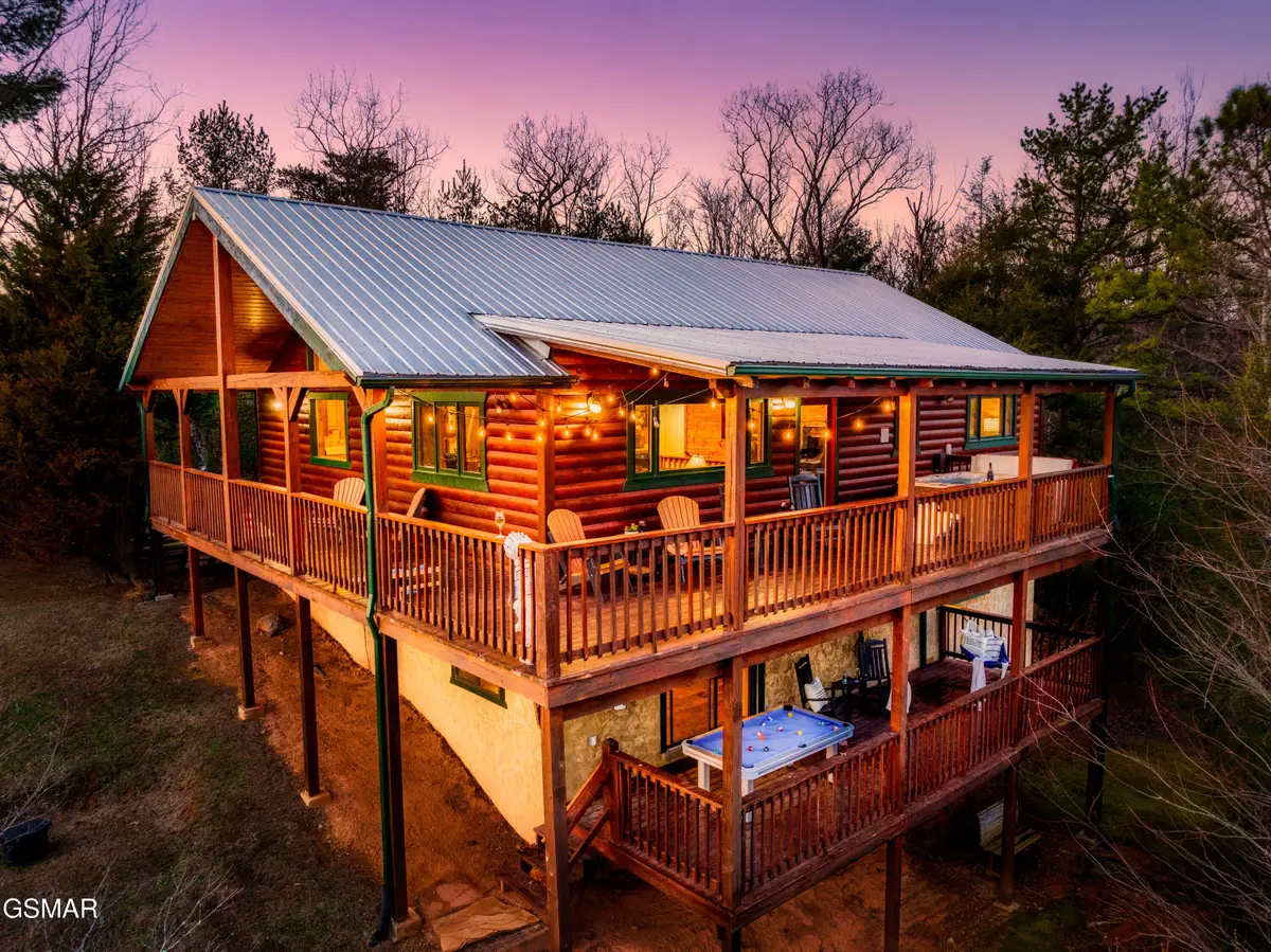 438 Ridgeline Way, Gatlinburg, TN 37738 - #1
