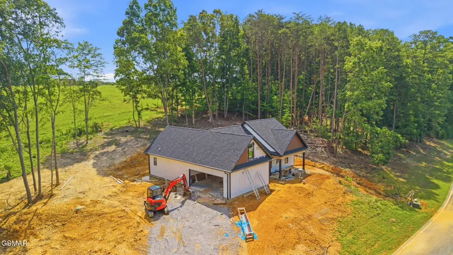 136 Cove Springs Drive, Dandridge, TN 37725 - #2