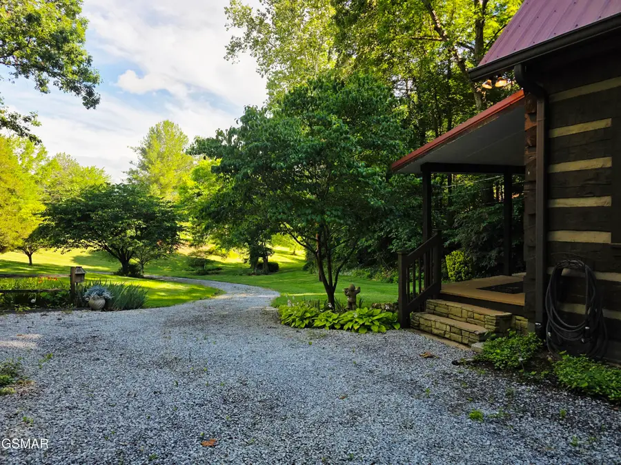 2824 Mary Ridge Farm Road, Sevierville, TN 37862 - #3