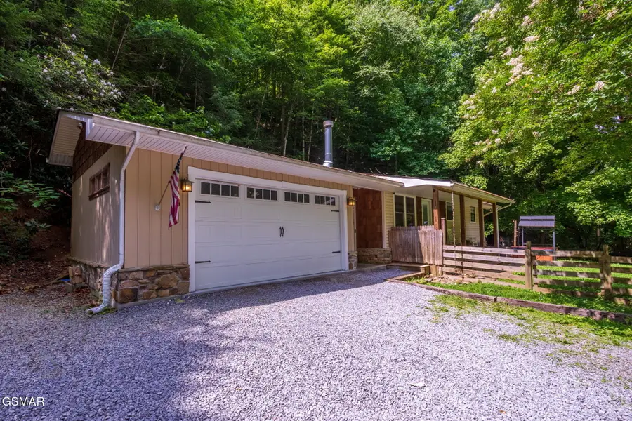 3528 Lost Branch Road, Sevierville, TN 37862 - #3