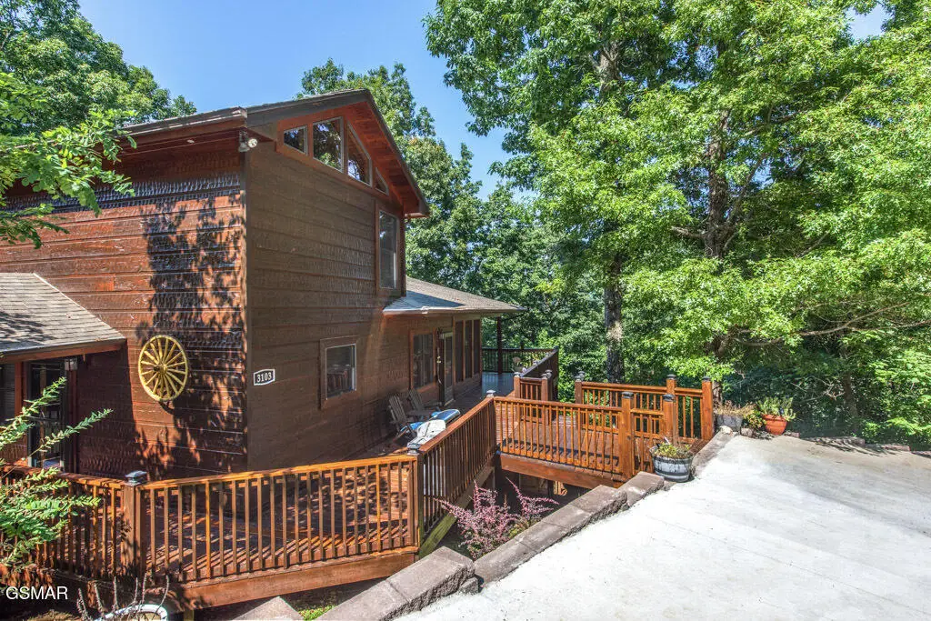 3103 Perry Circle Lane, Sevierville, TN 37862 - #1