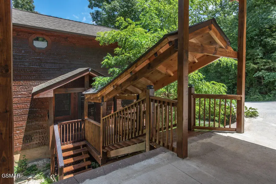 3103 Perry Circle Lane, Sevierville, TN 37862 - #3
