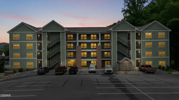 329 Ownby Street, Gatlinburg, TN 37738