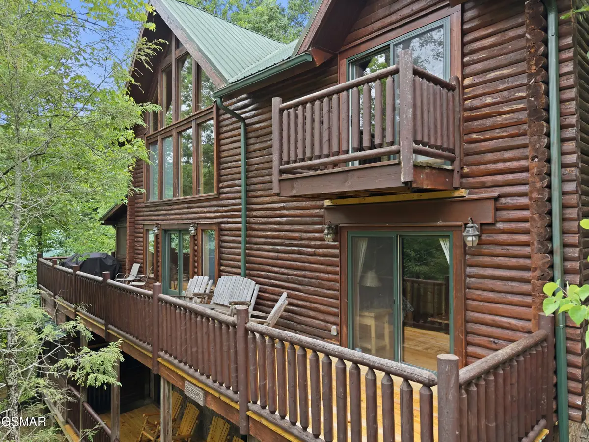 2920 Raven Fork Circle, Sevierville, TN 37876 - #1