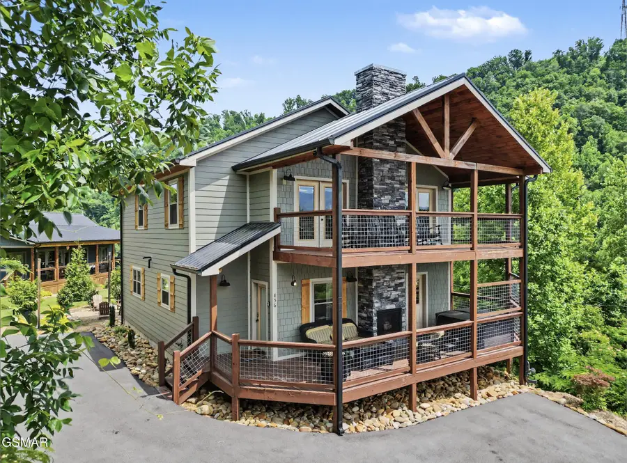 856 Crest View Drive, Gatlinburg, TN 37738 - #3