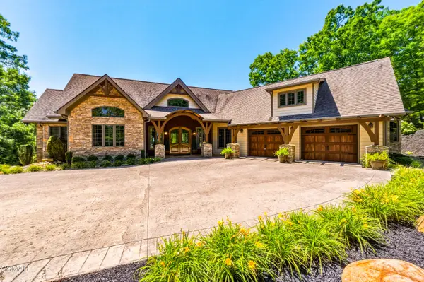 824 Laurel Top Way, Gatlinburg, TN 37738