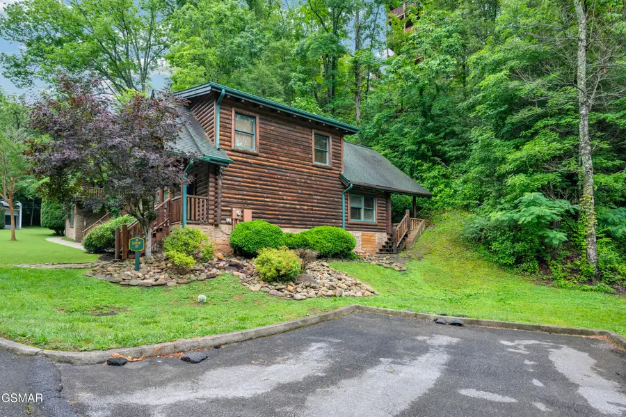 644 Gatlinburg Falls Way, Gatlinburg, TN 37738 - #3