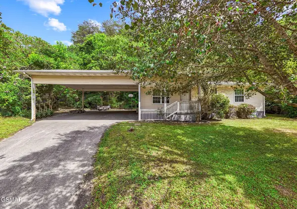 1015 Oakville Lane, Sevierville, TN 37862